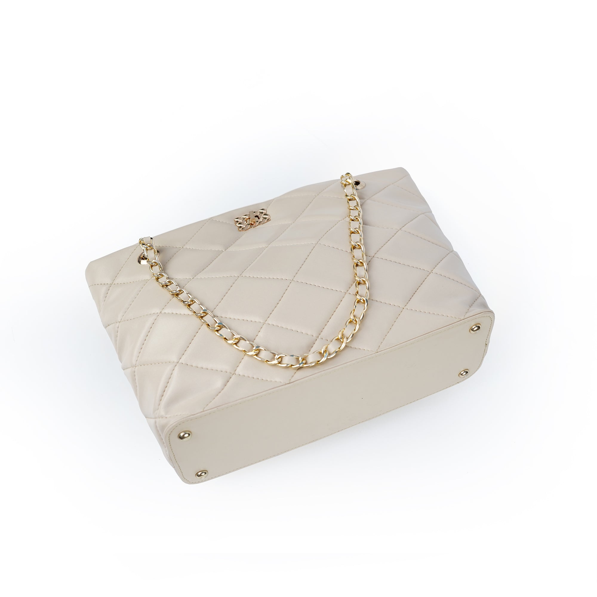 Beige chain tote – base with metal feet and chain detail