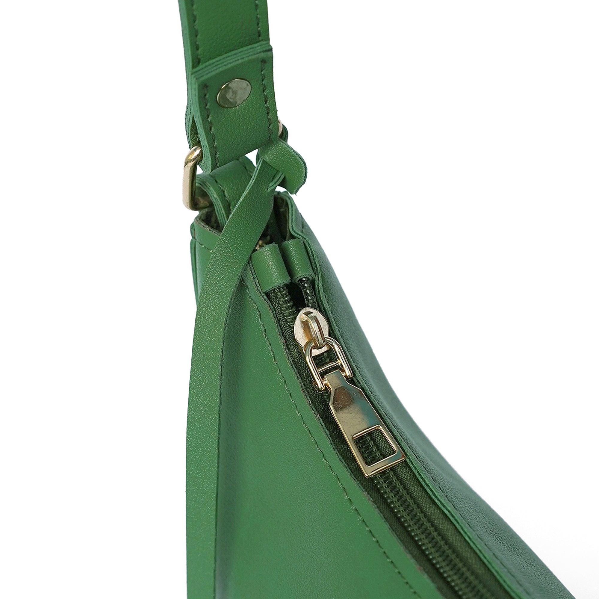 Green shoulder bag with zip closure and Handle Fitting